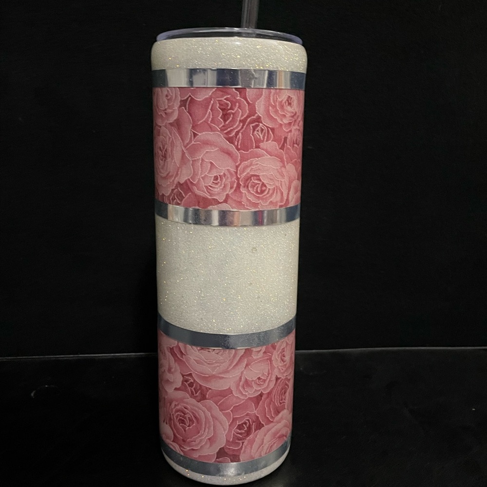 Handcrafted tumbler with straw